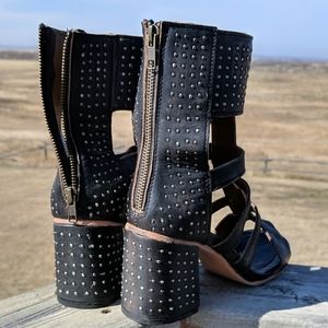 Freebird Zelda Sandals